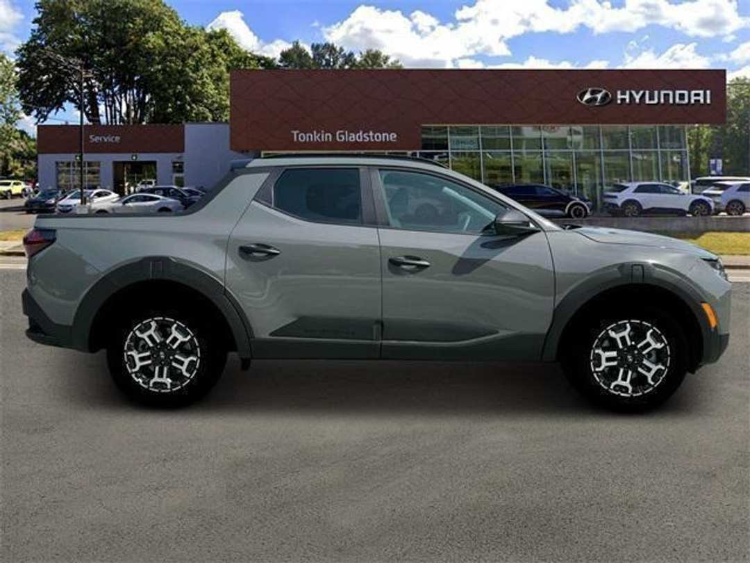 2026 Hyundai Santa Cruz XRT - Image 9