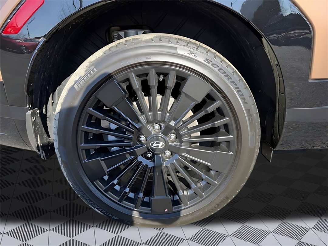 2026 Hyundai Santa Fe Calligraphy - Image 9