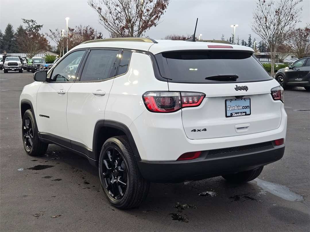 2026 Jeep Compass Latitude - Image 4