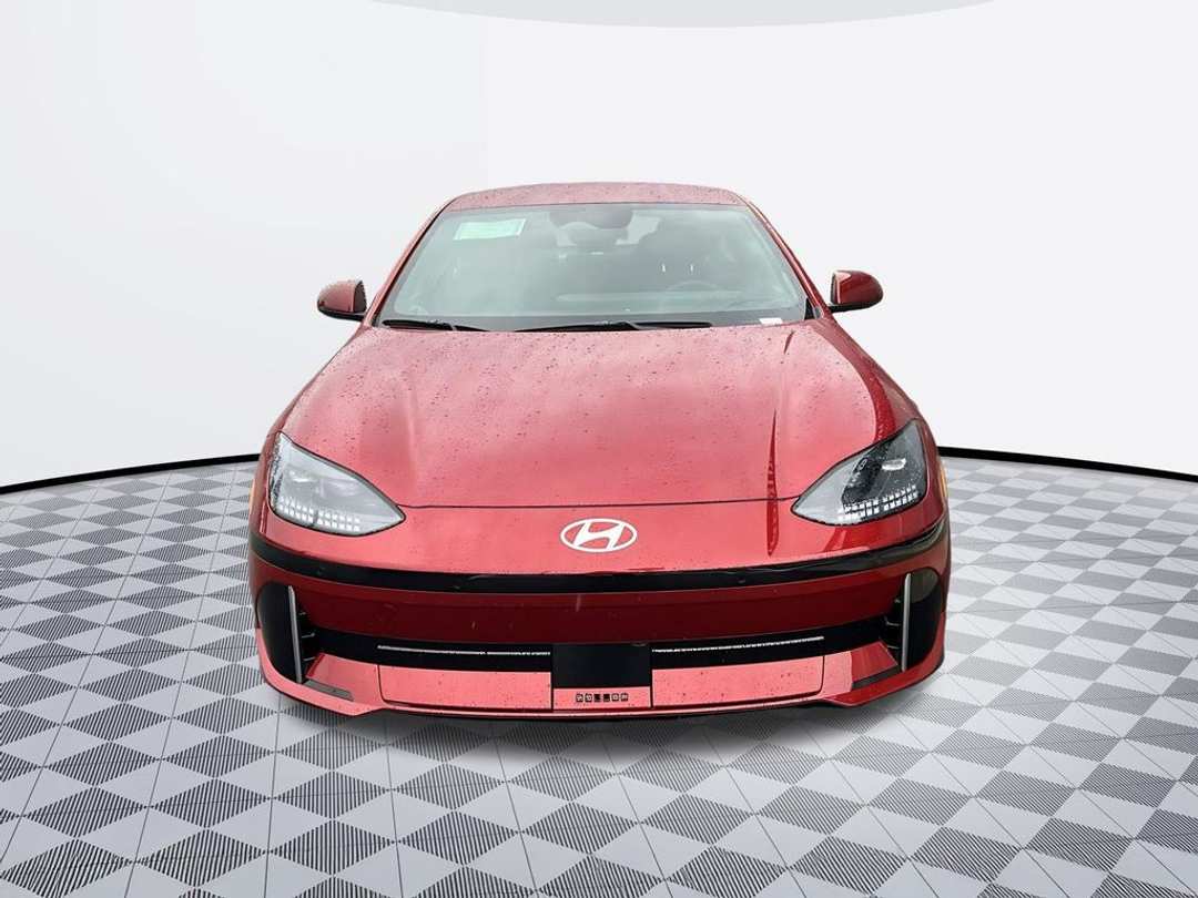 2025 Hyundai Ioniq 6 SE - Image 2