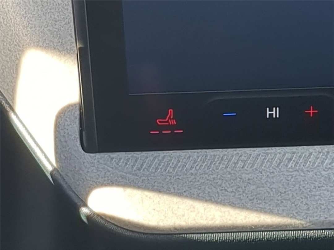 2025 Ford Maverick XLT - Image 21