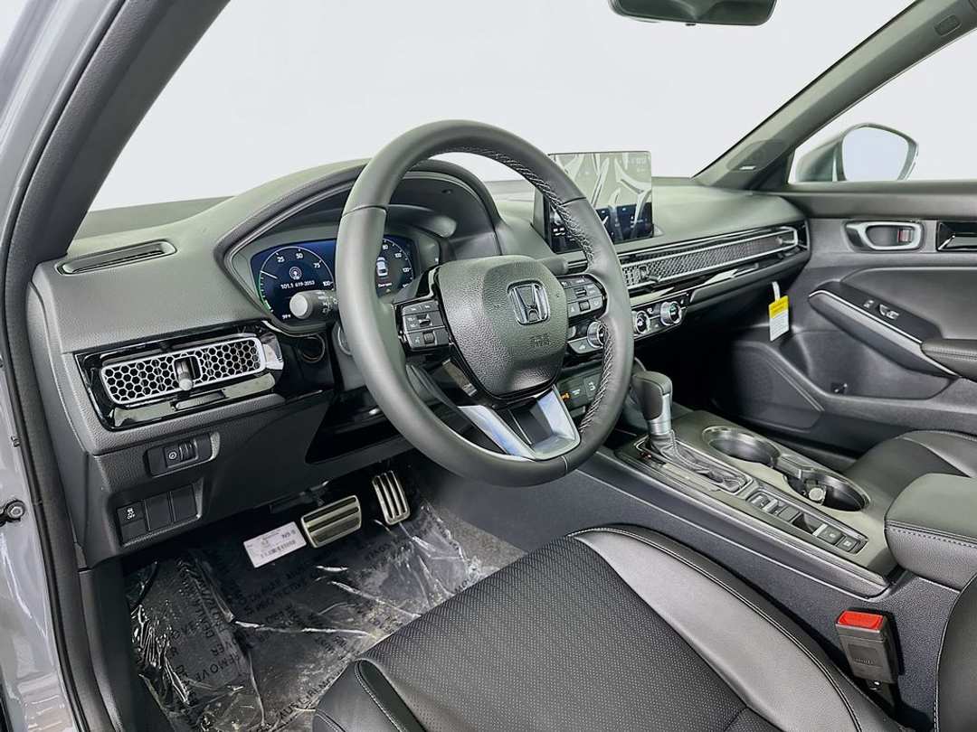 2026 Honda Civic Sport Touring - Image 9