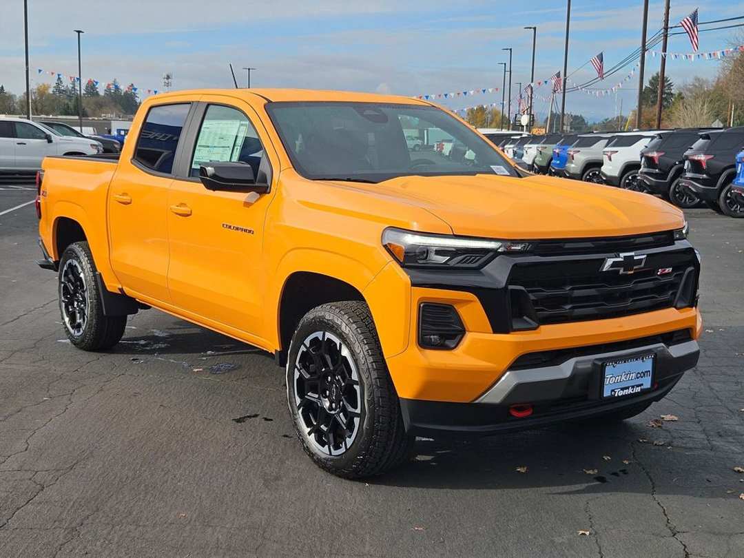 2026 Chevrolet Colorado Z71 - Image 8