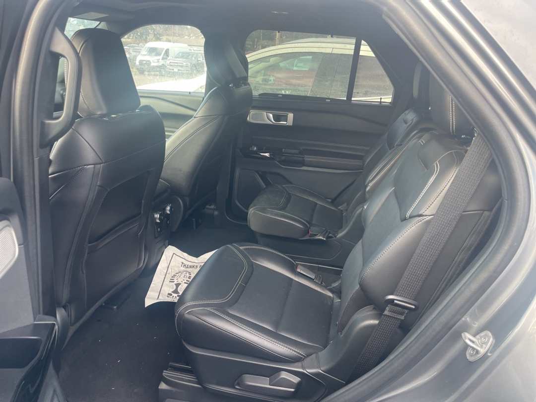 2022 Ford Explorer ST - Image 7