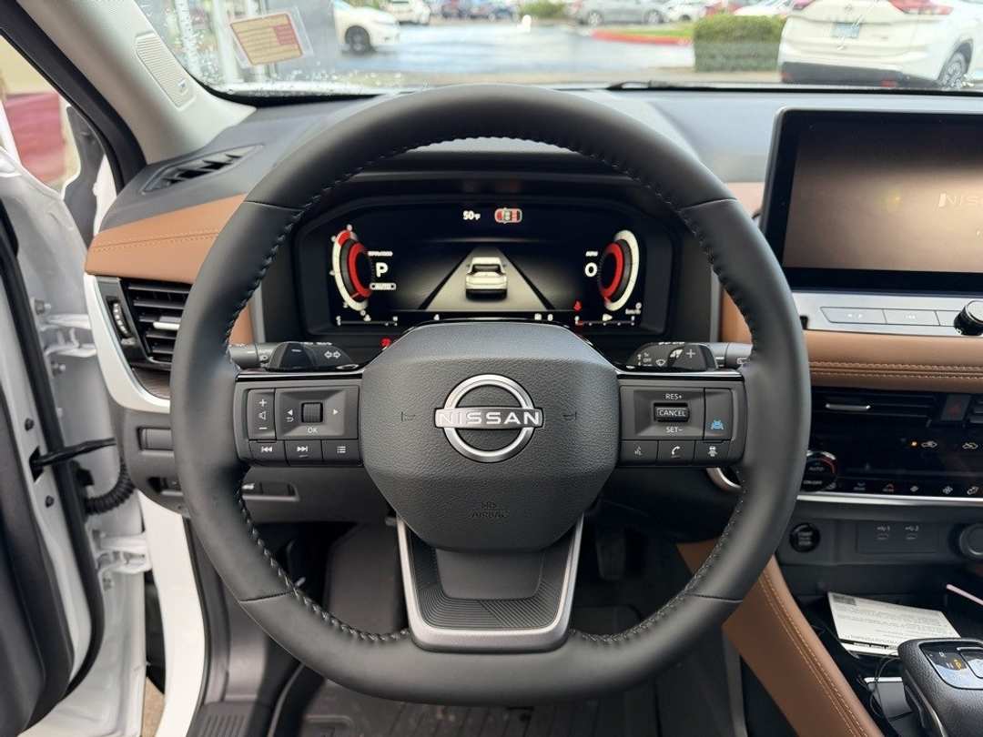 2026 Nissan Rogue Platinum - Image 19