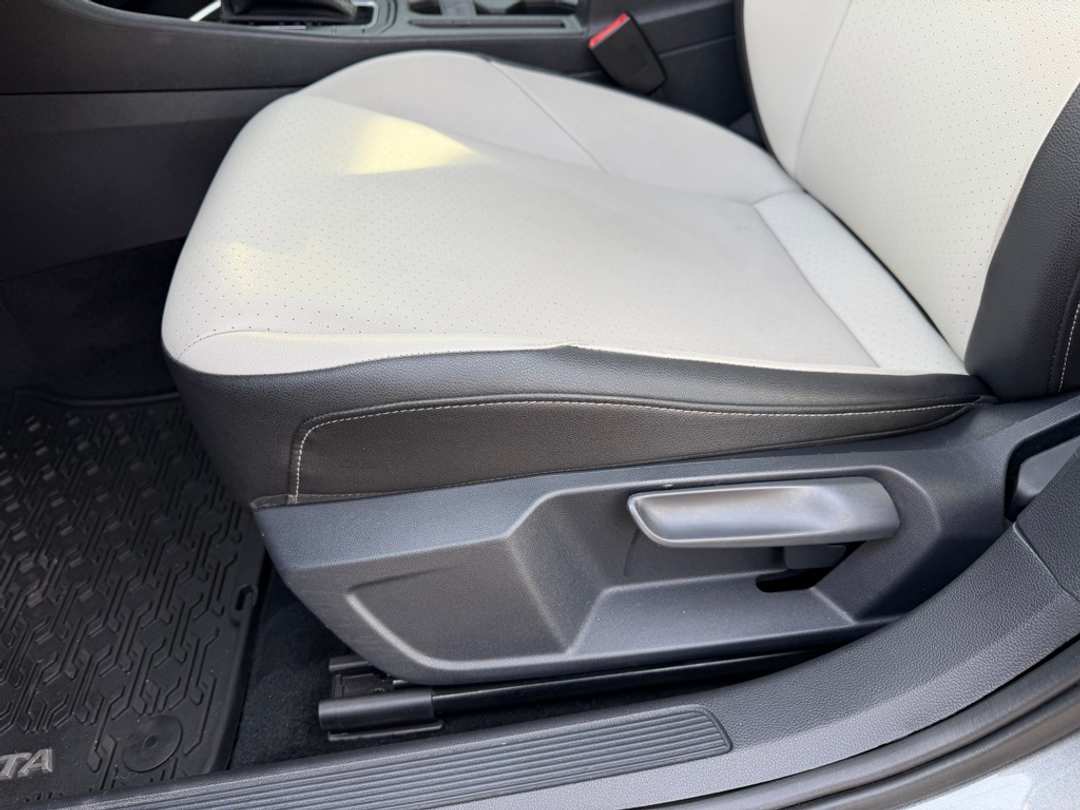 2021 Volkswagen Jetta RLine - Image 15