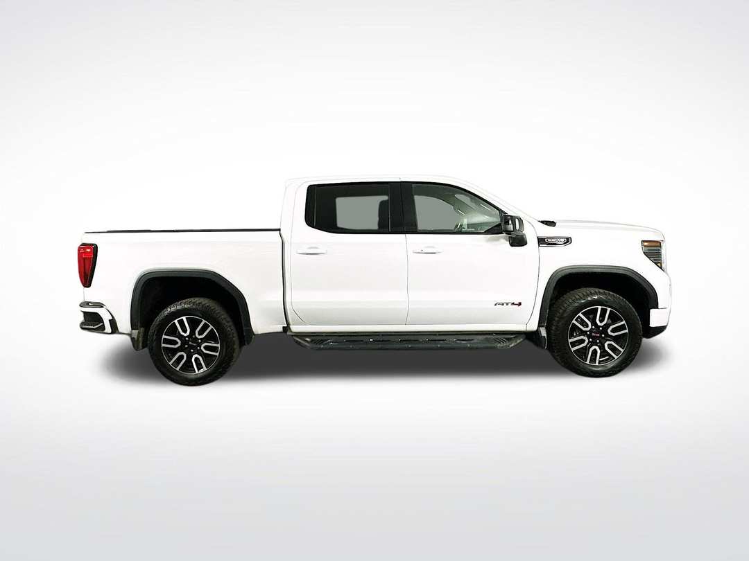 2022 GMC Sierra 1500 AT4 - Image 9