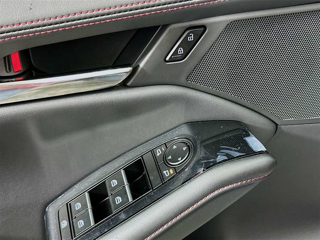 2026 MAZDA Mazda3 2.5 S Carbon Edition - Image 18