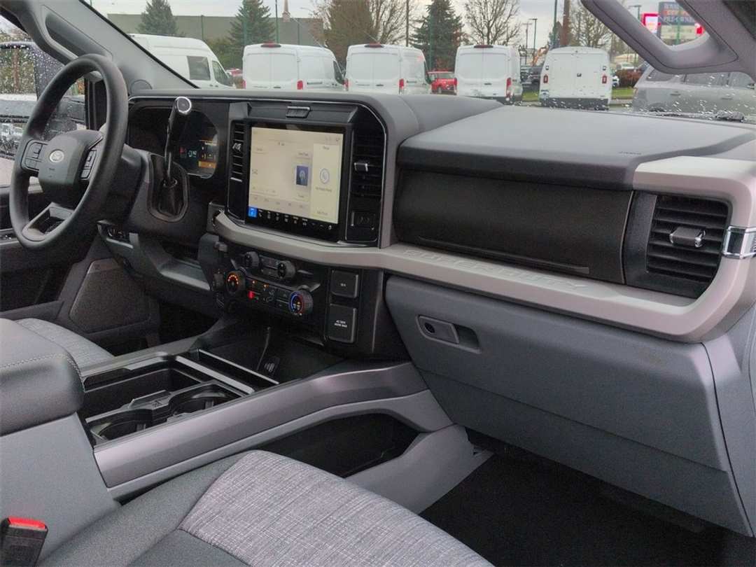 2026 Ford F-350Sd XLT - Image 31
