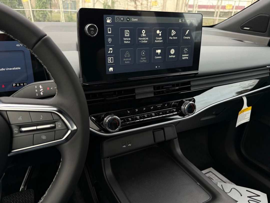 2026 Honda Prologue Touring - Image 25