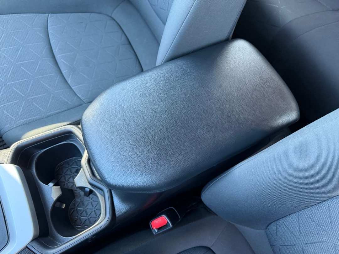 2021 Toyota Rav4 XLE - Image 26