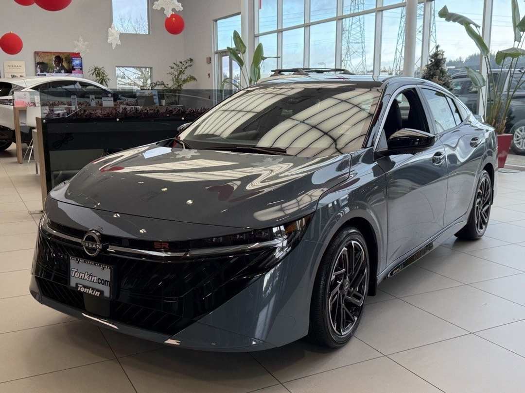 2026 Nissan Sentra SR - Image 4