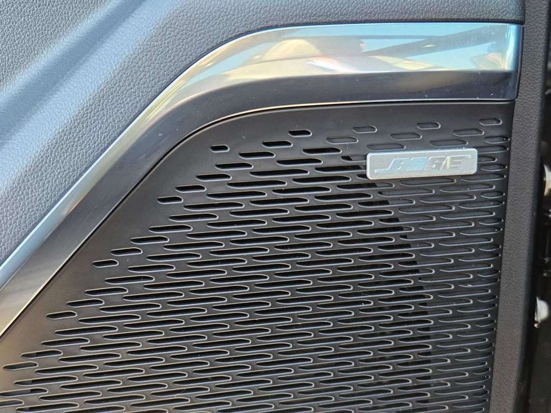 2026 Chevrolet Traverse RS - Image 12