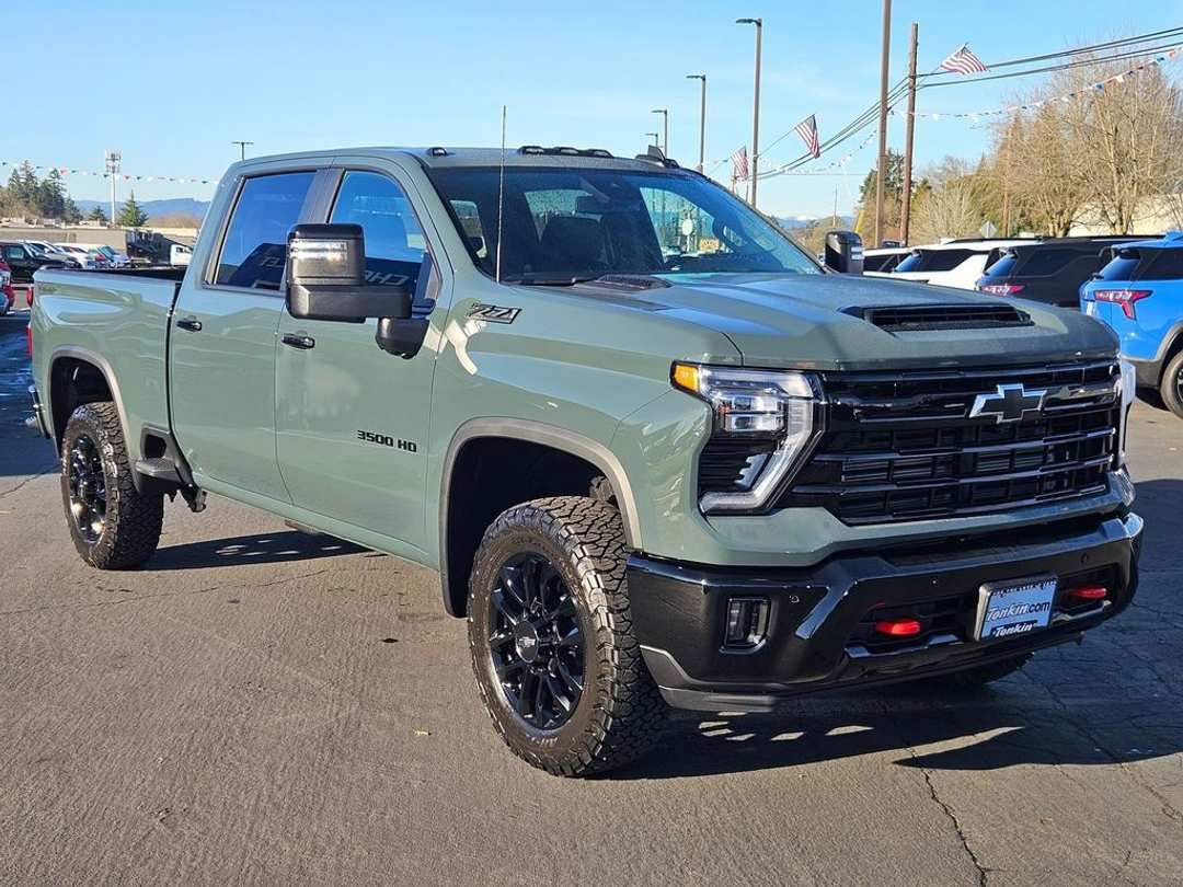 2026 Chevrolet Silverado 3500Hd LT - Image 8