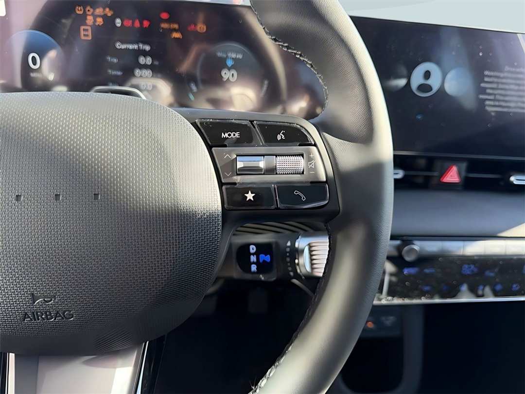 2026 Hyundai Ioniq 5 SEL - Image 17