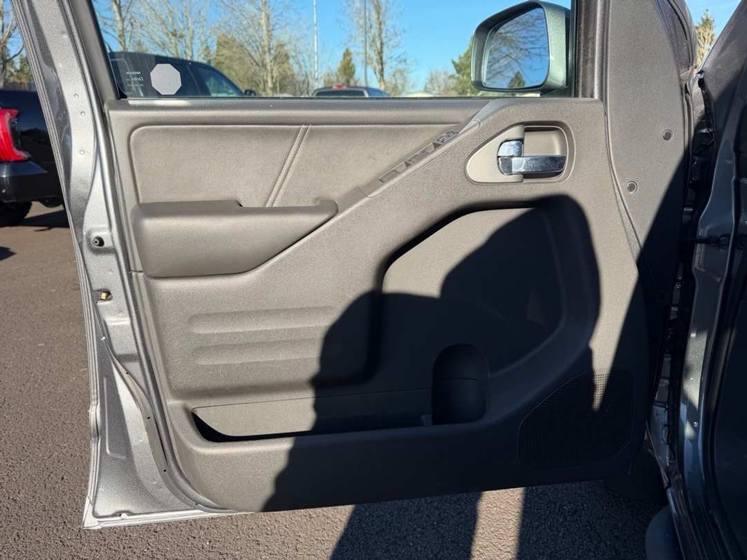 2021 Nissan Frontier PRO4X - Image 13