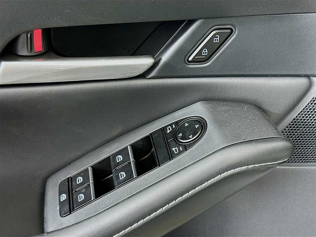 2026 MAZDA Cx-30 2.5 S Aire Edition - Image 18