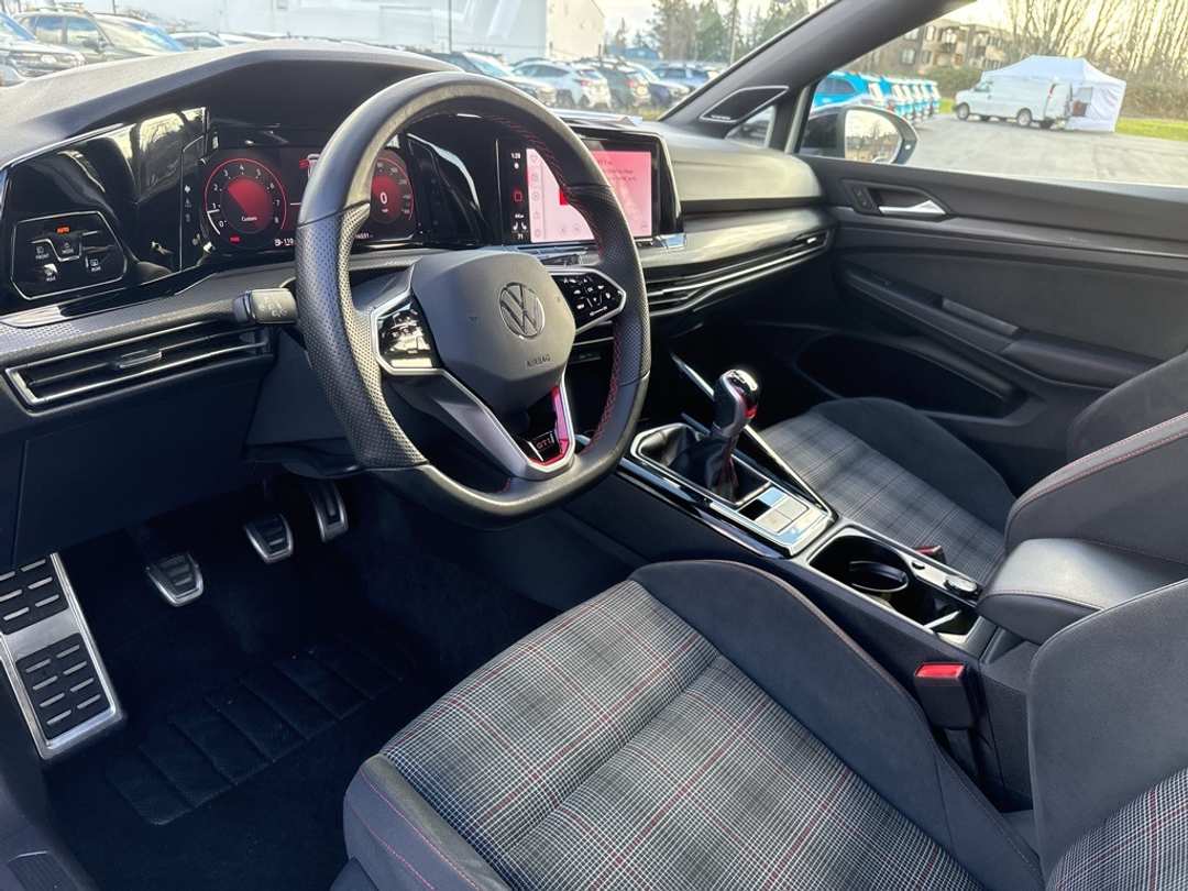2024 Volkswagen Golf Gti SE - Image 14