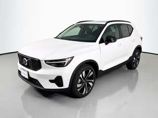 2026 Volvo Xc40 B5 Ultra