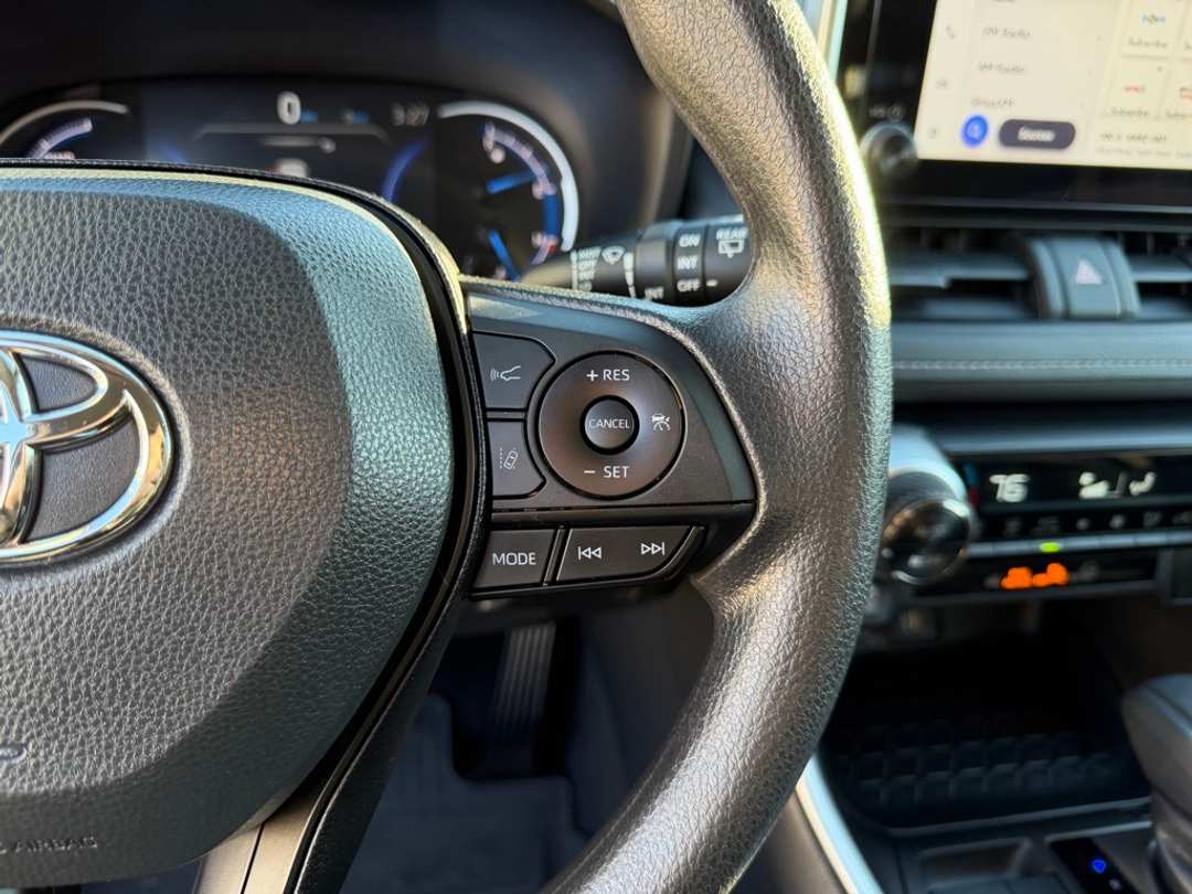 2023 Toyota Rav4 Woodland Edition - Image 18