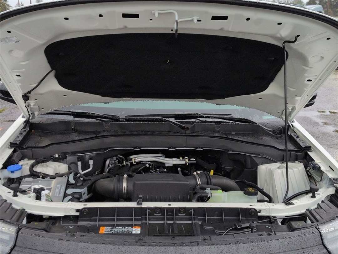 2026 Ford Explorer Tremor - Image 32