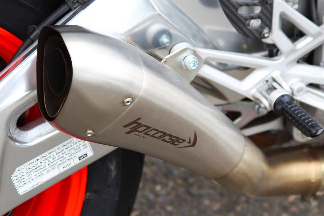 2019 Aprilia Tuono V4 Factory 1100 Abs - Image 9