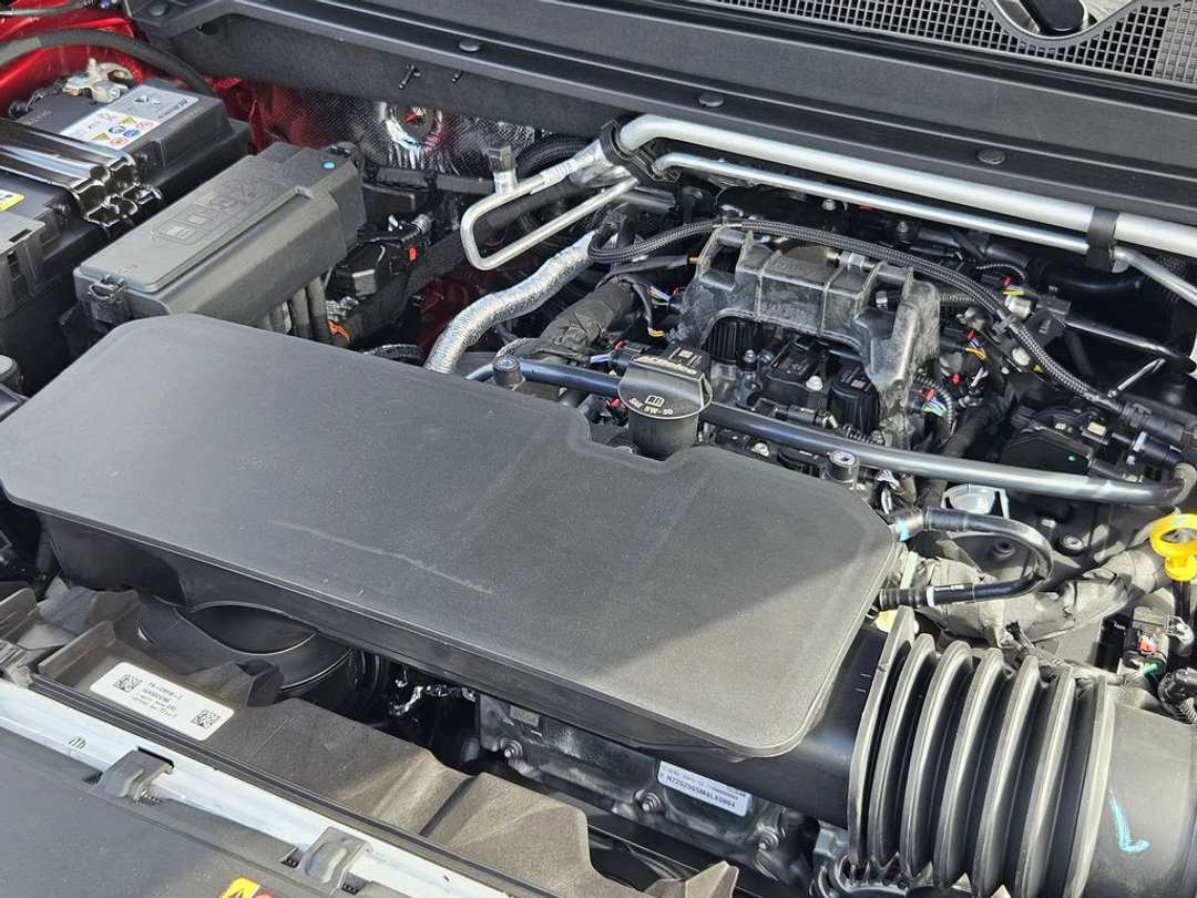 2026 Chevrolet Colorado Z71 - Image 40