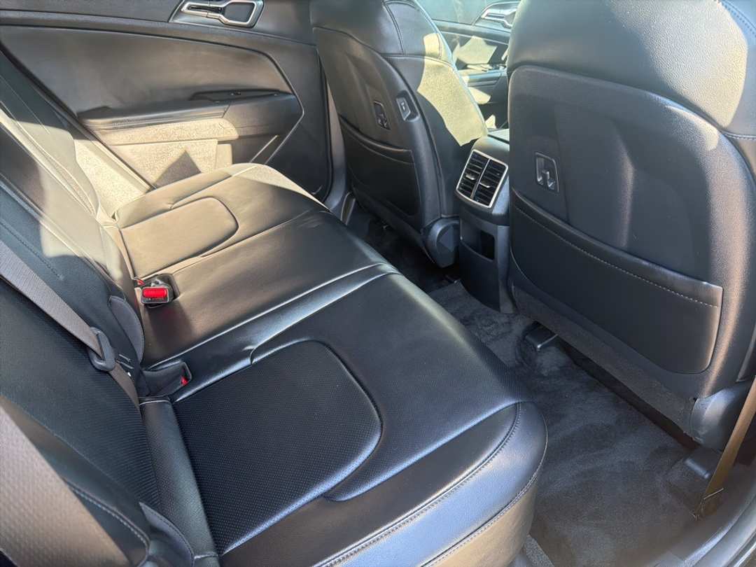 2024 Kia Sportage EX - Image 23