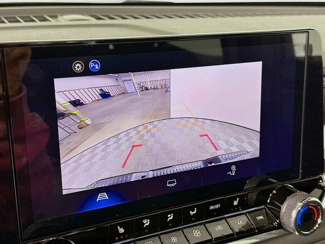 2025 Chevrolet Colorado LT - Image 15