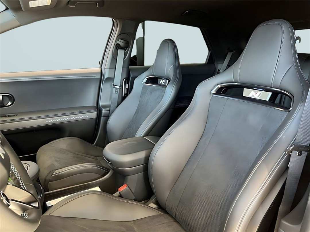 2025 Hyundai Ioniq 5 N Base - Image 9