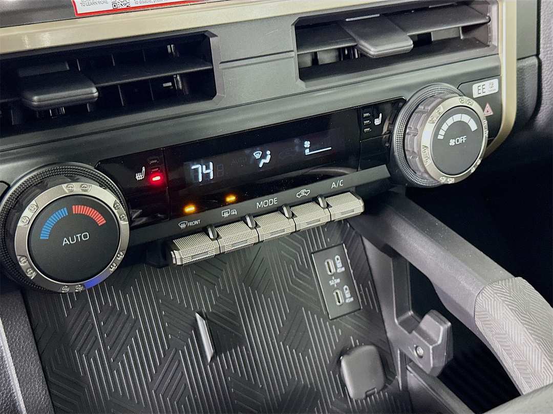 2025 Toyota Tacoma TRD OffRoad - Image 16