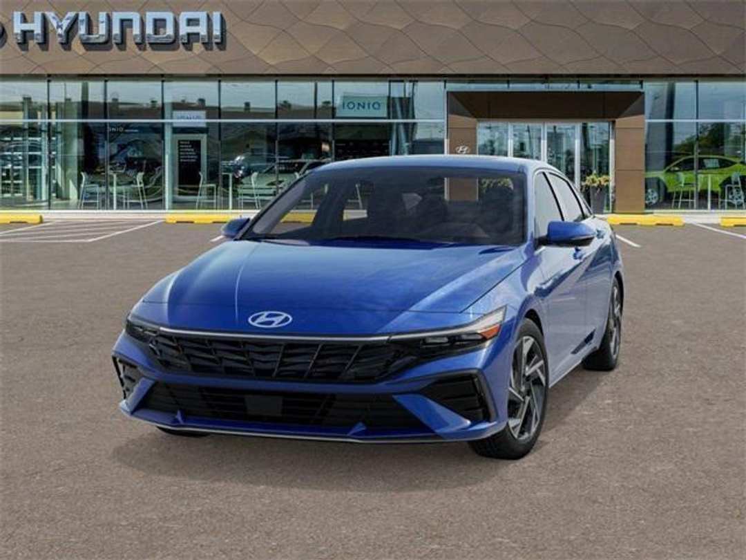 2026 Hyundai Elantra Limited - Image 6