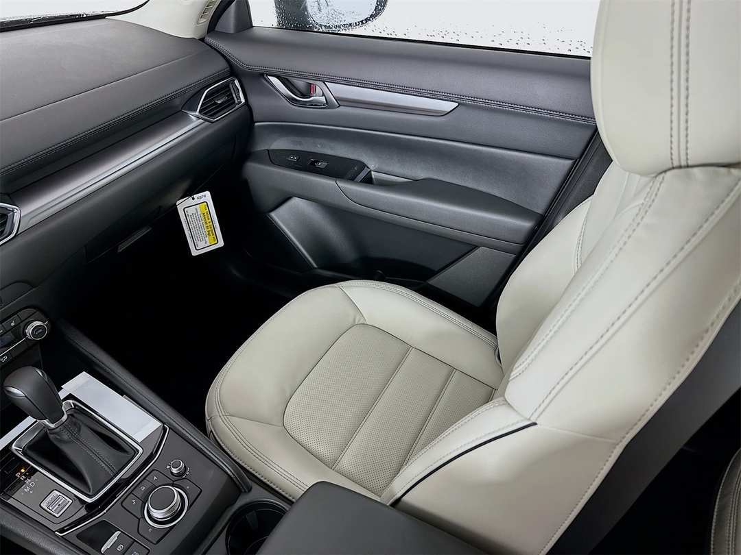 2025 MAZDA CX-5 2.5 S Preferred Package - Image 24