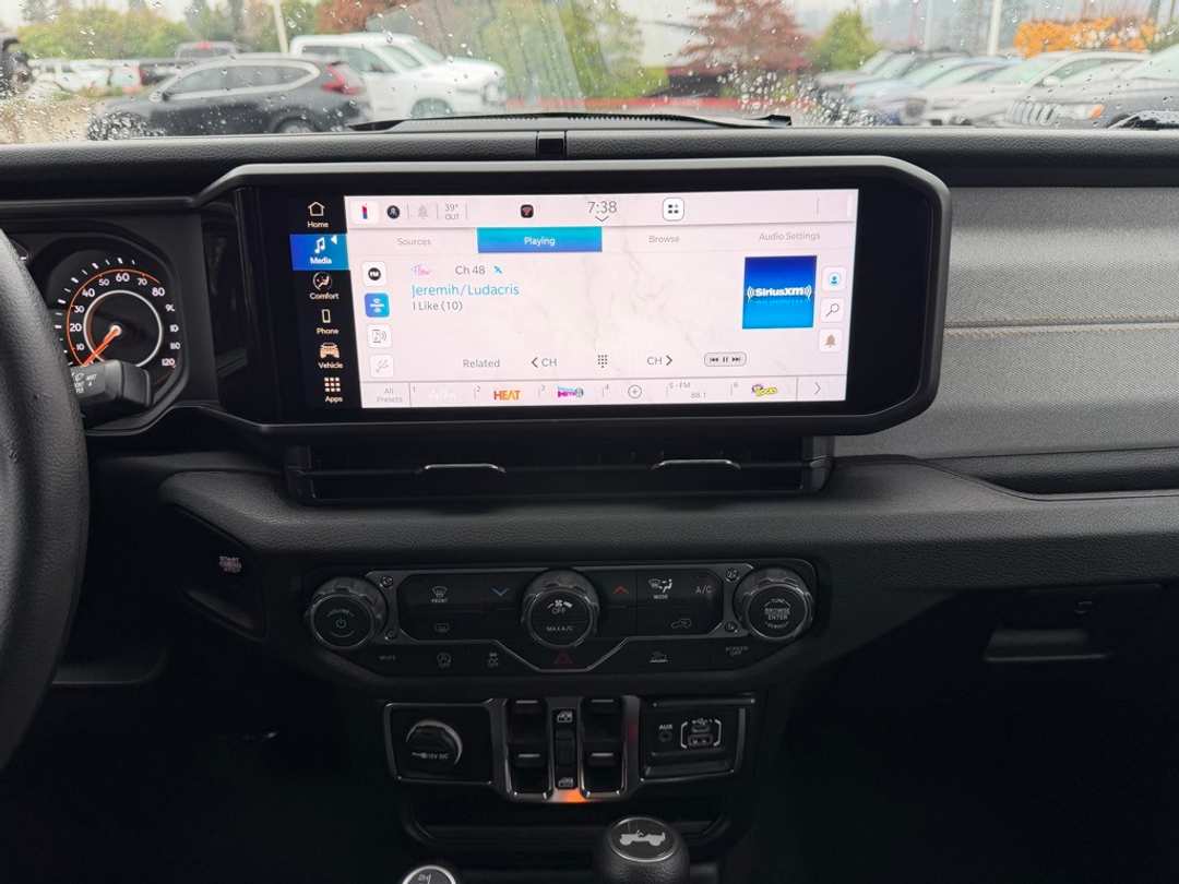 2026 Jeep Wrangler Sport - Image 20