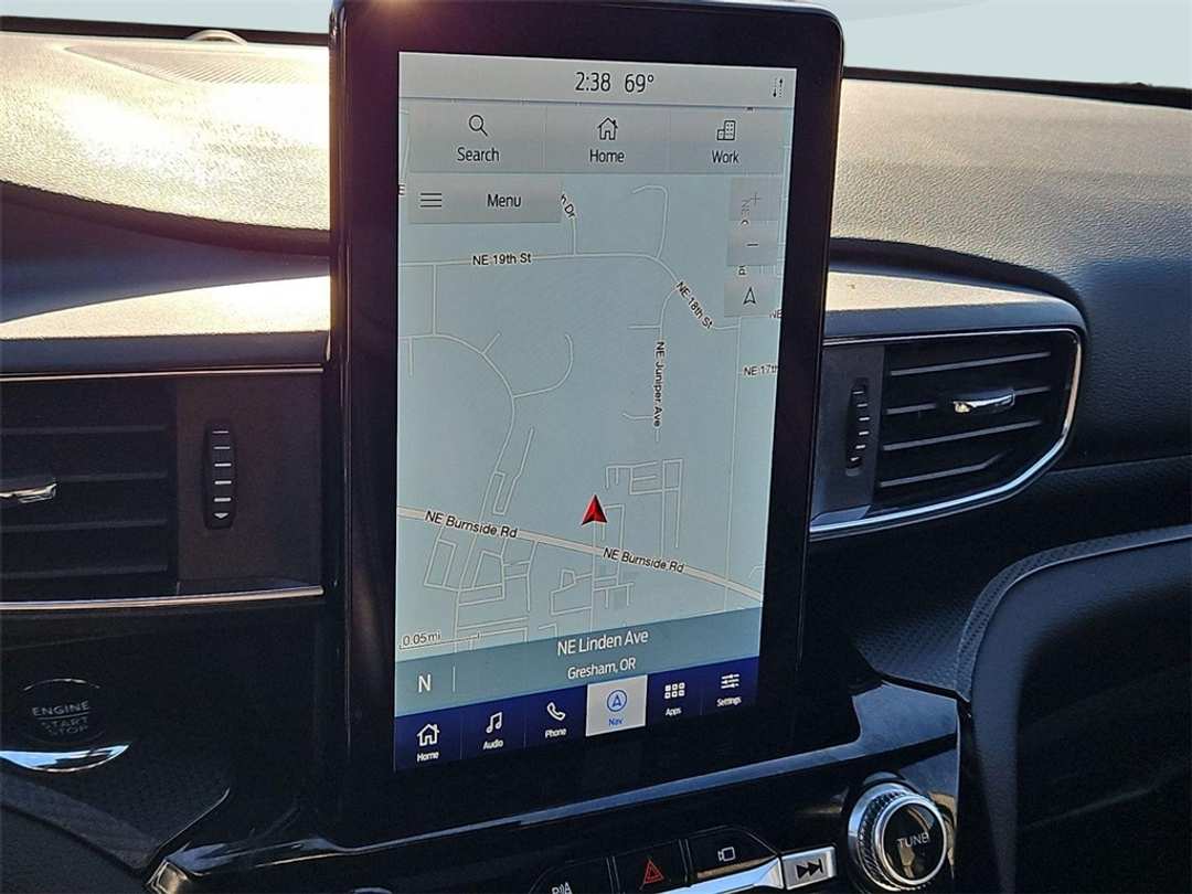 2022 Ford Explorer ST - Image 18