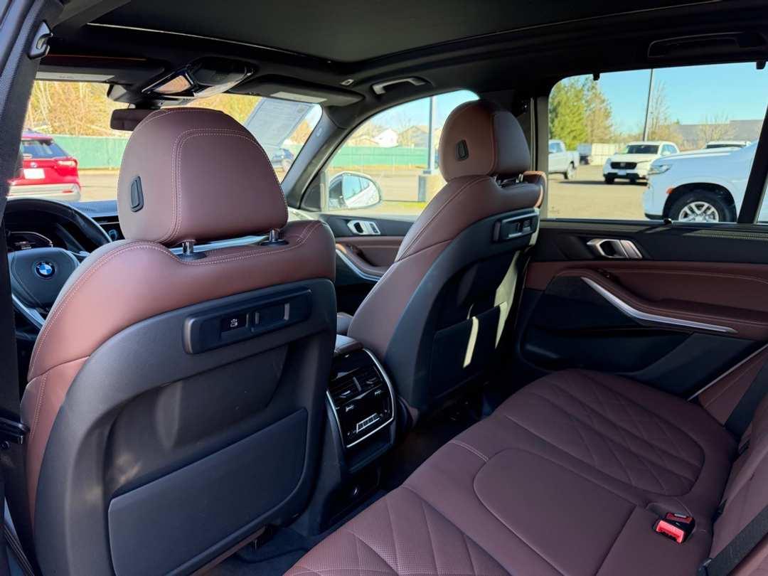 2023 BMW X5 xDrive45e - Image 33