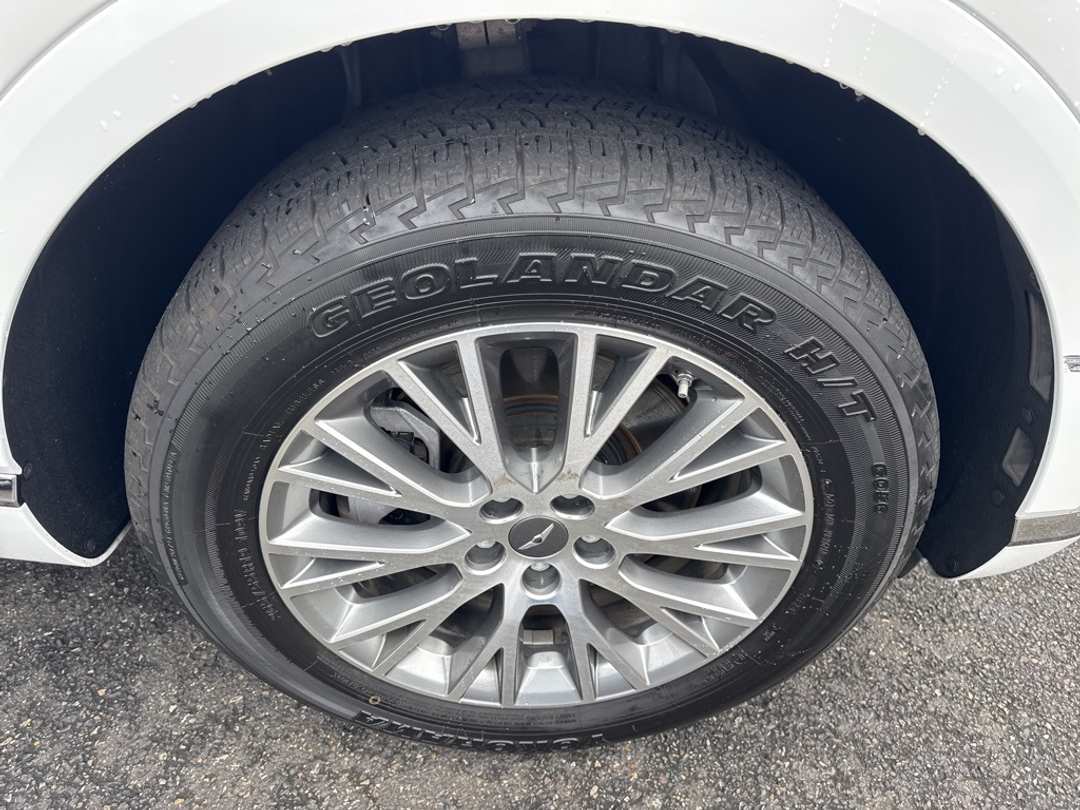 2024 Genesis Gv80 2.5T - Image 11