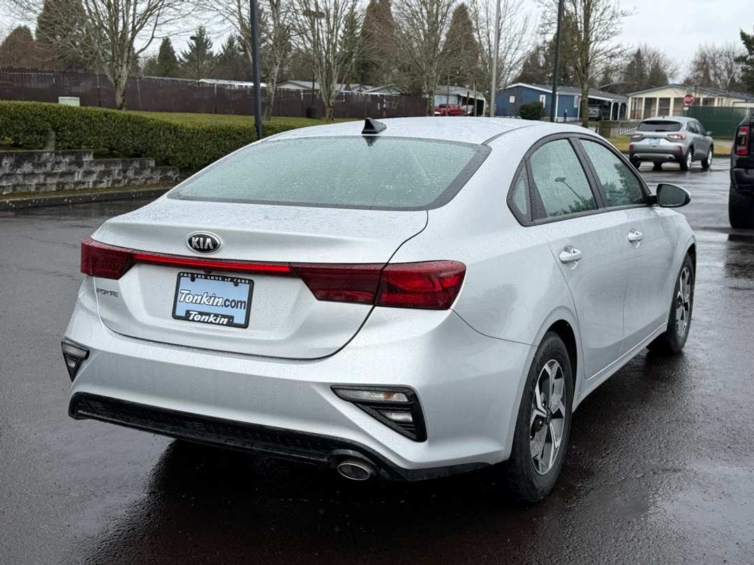 2021 Kia Forte LXS - Image 8