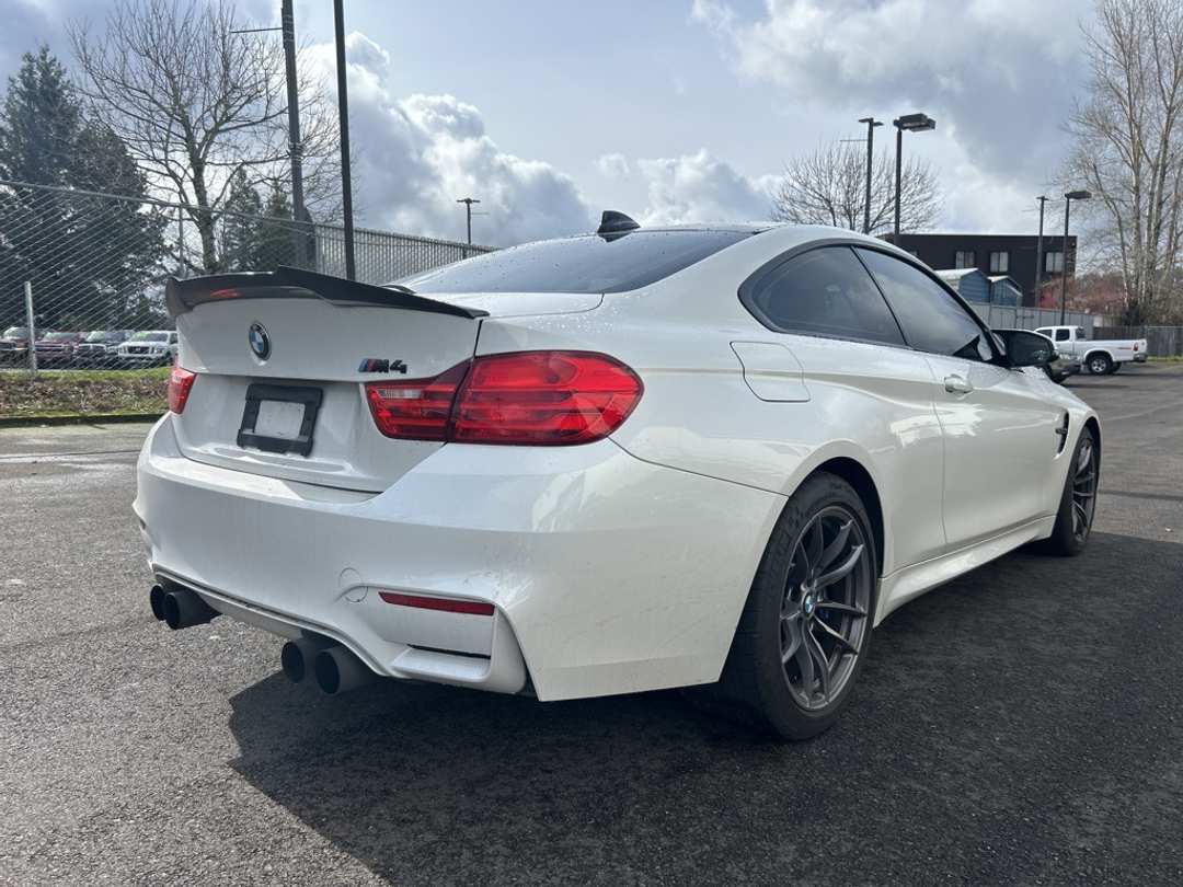 2015 BMW M4 Base - Image 2