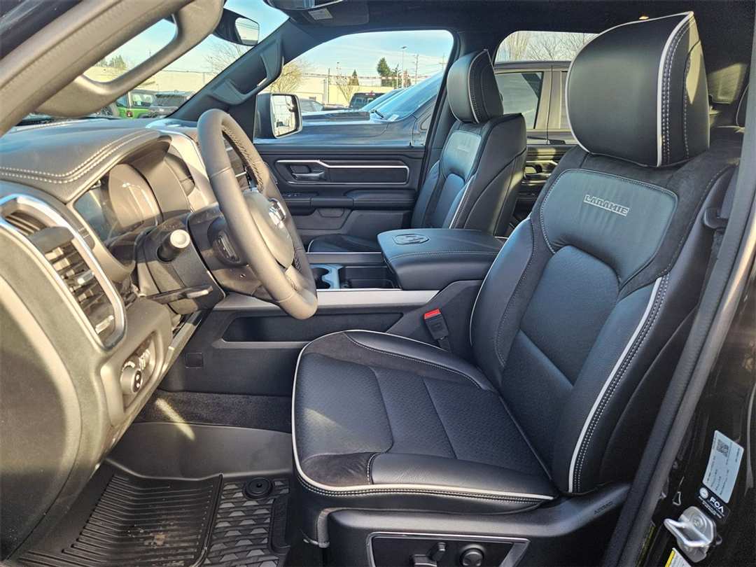 2026 Ram 1500 Laramie - Image 14