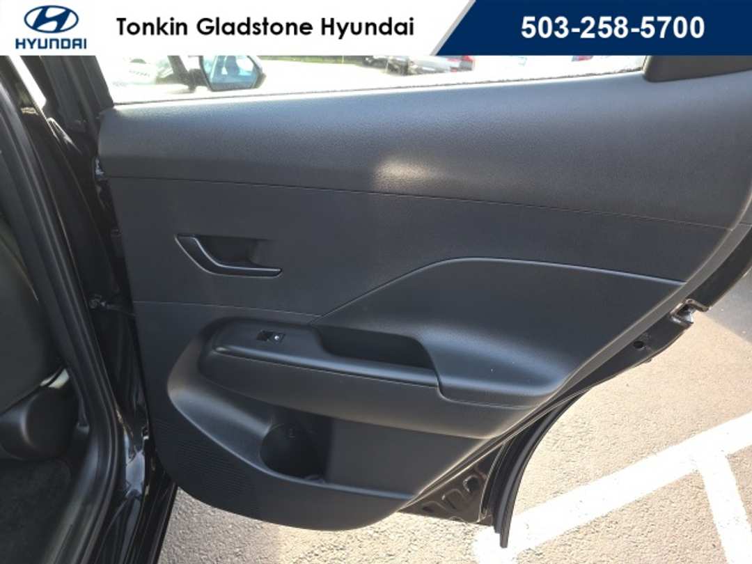 2024 Hyundai Kona SE - Image 23