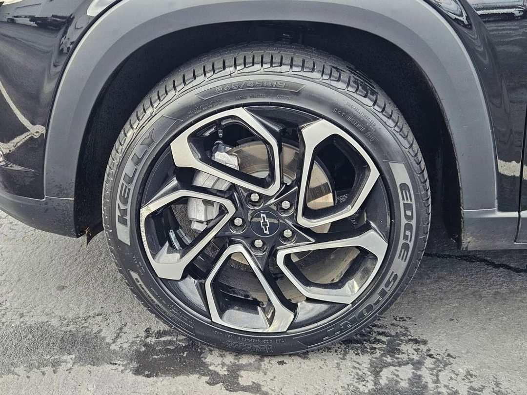 2025 Chevrolet Trax 2RS - Image 41