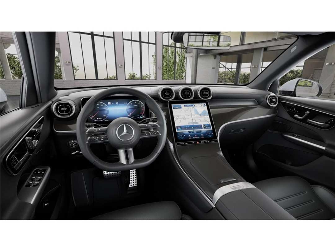 2025 Mercedes-Benz GLC GLC 300 - Image 4