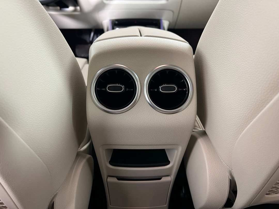 2023 Mercedes-Benz GLA GLA 250 - Image 28