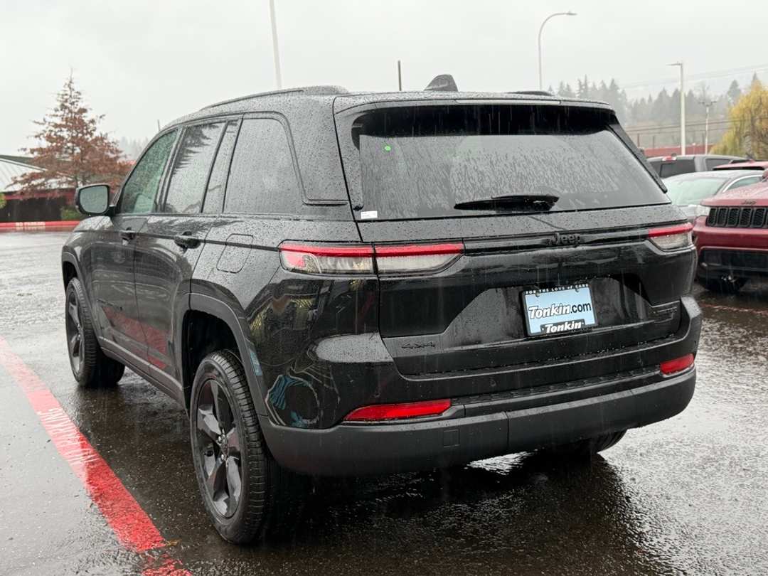 2025 Jeep Grand Cherokee Limited - Image 6