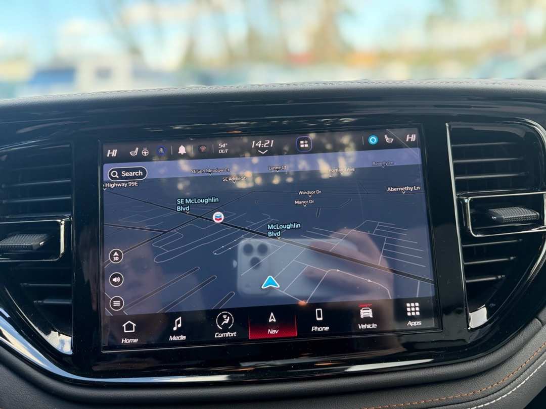 2025 Dodge Durango SRT Hellcat - Image 17