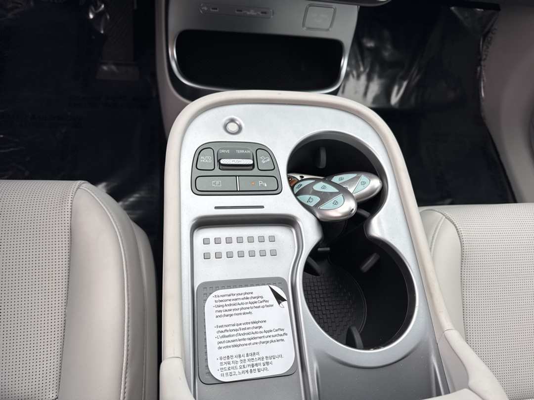 2026 Hyundai Ioniq 9 Performance Limited - Image 26