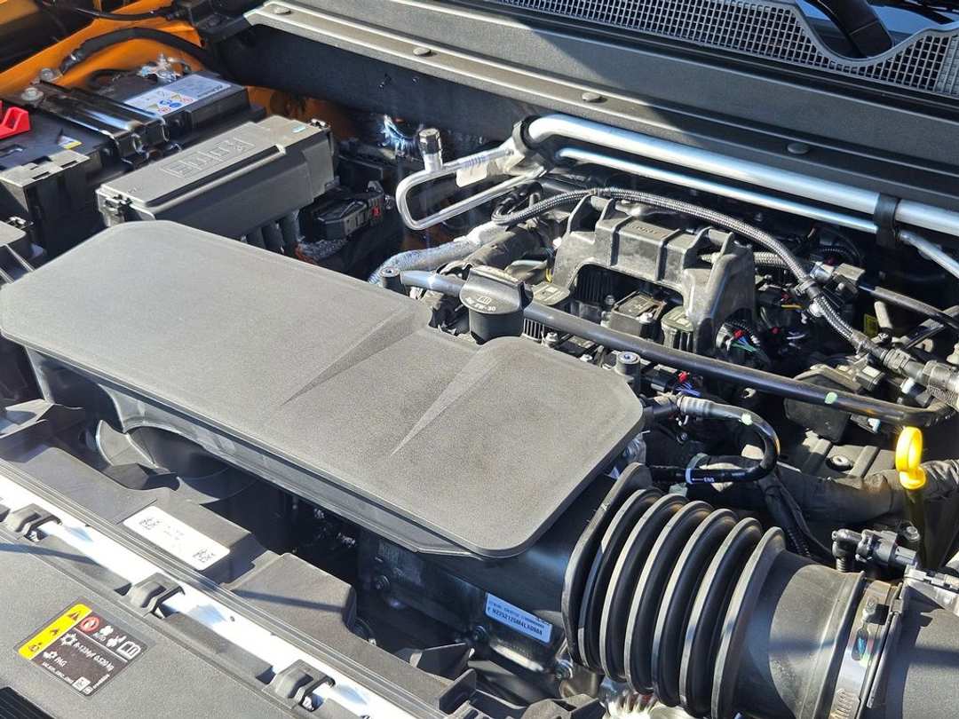 2026 Chevrolet Colorado Z71 - Image 40