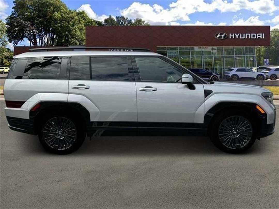 2026 Hyundai Santa Fe Calligraphy - Image 9