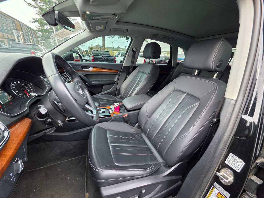2023 Audi Q5 40 Premium - Image 11